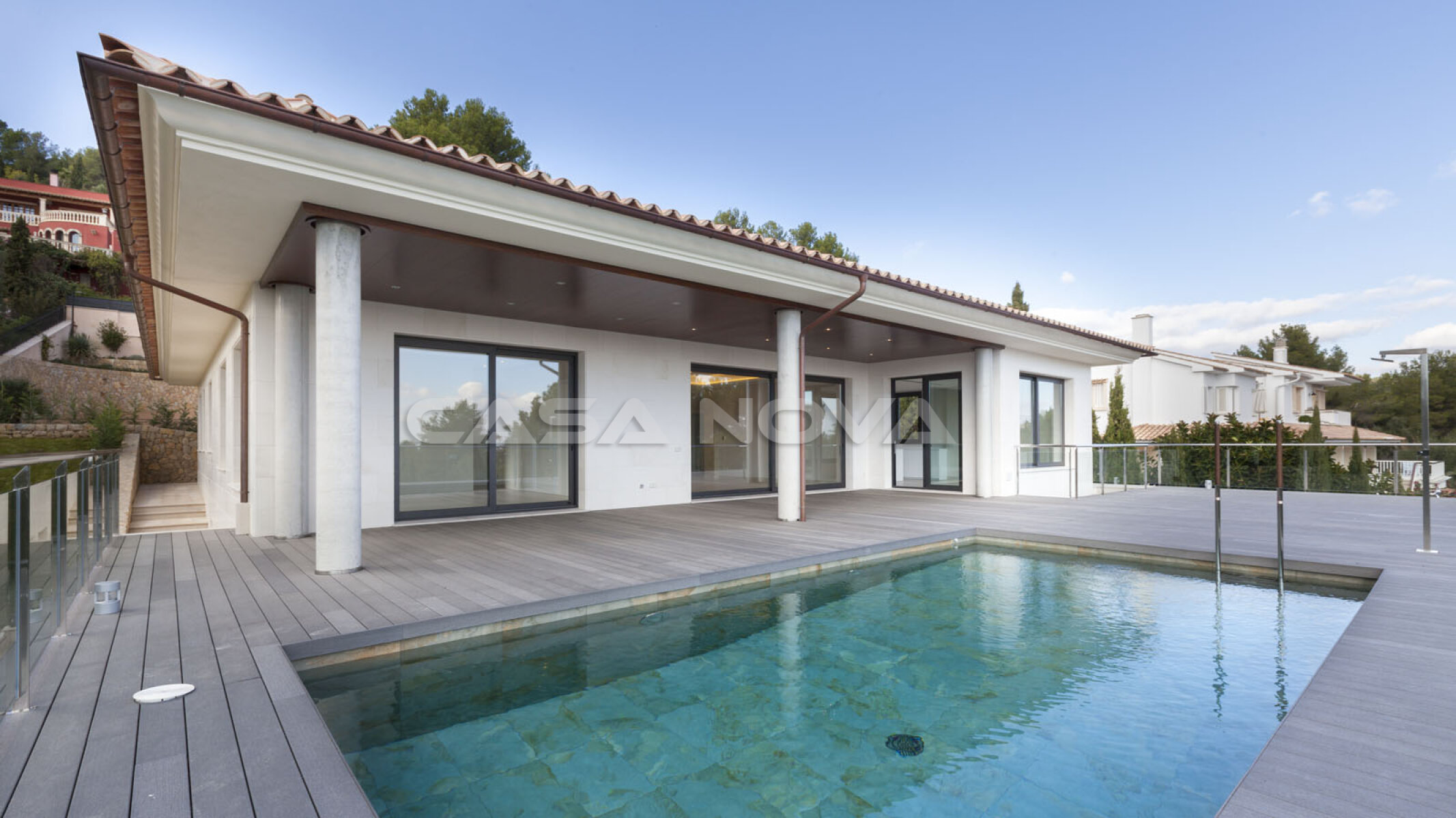 Son Vida: high quality new construction villa in luxury golf residential area 