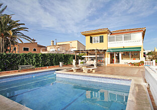 Immobilien Mallorca : Gemütliche Villa mit Pool in guter Wohnlage