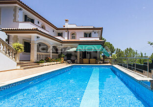 Mallorca Villa mit Panoramablick in ruhiger Lage