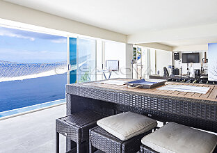 Ref. 248577 | Moderne Mallorca Luxus Villa in 1. Meereslinie