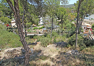 Ref. 4002526 | Building plot with partial sea view near to the beach