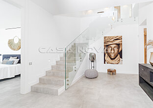 Ref. 2402254 | Lower living floor area of the bedrooms 