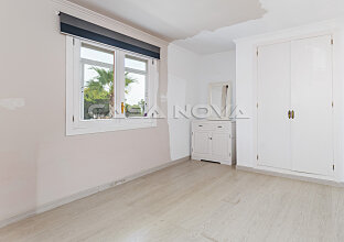 Ref. 1302862 | Nice bedroom with built- in closet