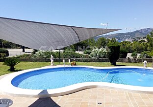 Ref. 2502878 | Wundervoller Pool mit Sonnenterrasse