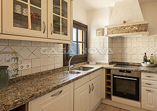 Ref. 1202952 | Cocina amueblada y equipada con electrodomésticos 