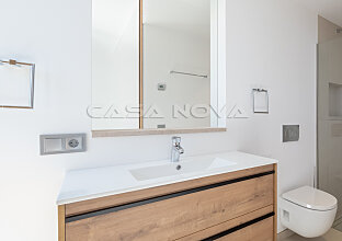 Ref. 2402680 | Encantador baño con detalles de madera