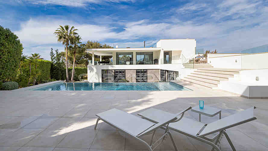 Hochmoderne Mallorca Villa mit G�stehaus