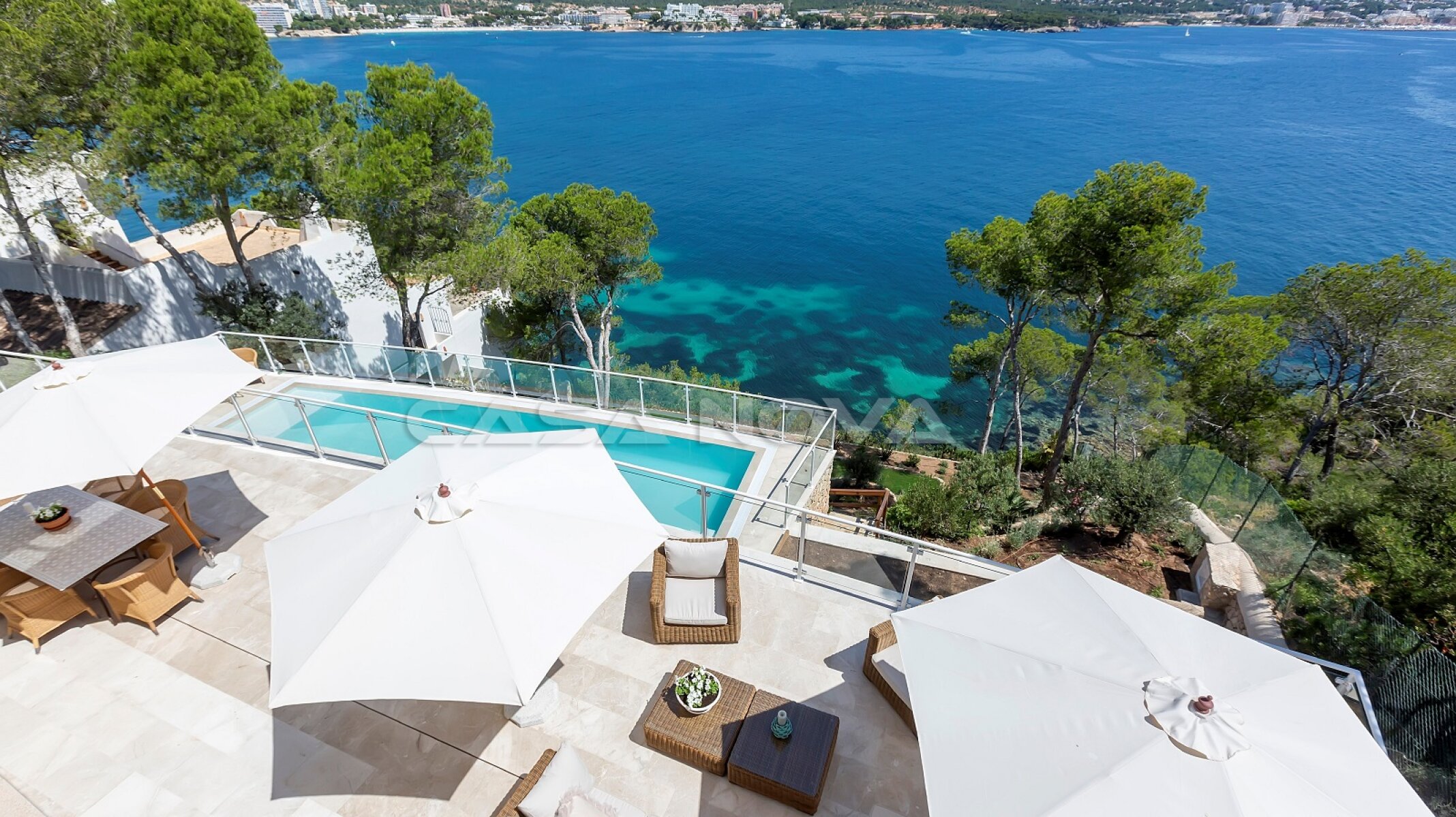 Modernized Mallorca villa in 1st line and sea access