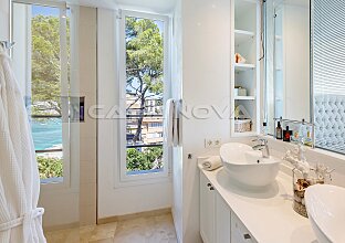 Ref. 2503058 | Modernized Mallorca villa in 1st line and sea access