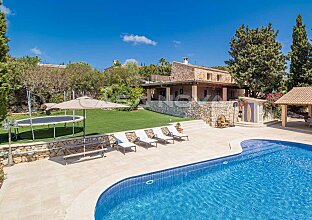 Ref. 2503110 | Villa im Fincastil mit viel Charakter und malerischem Landschaftsblick
