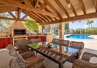 Ref. 2503110 | Villa im Fincastil mit viel Charakter und malerischem Landschaftsblick