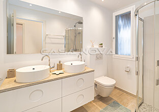 Ref. 2403198 | Stylish bathroom