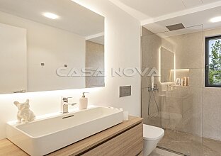 Ref. 1203223 | Modernes Badezimmer mit Dusche