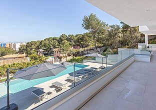 Ref. 2503259 | Designervilla mit sensationellem Panoramablick bis zum Meer