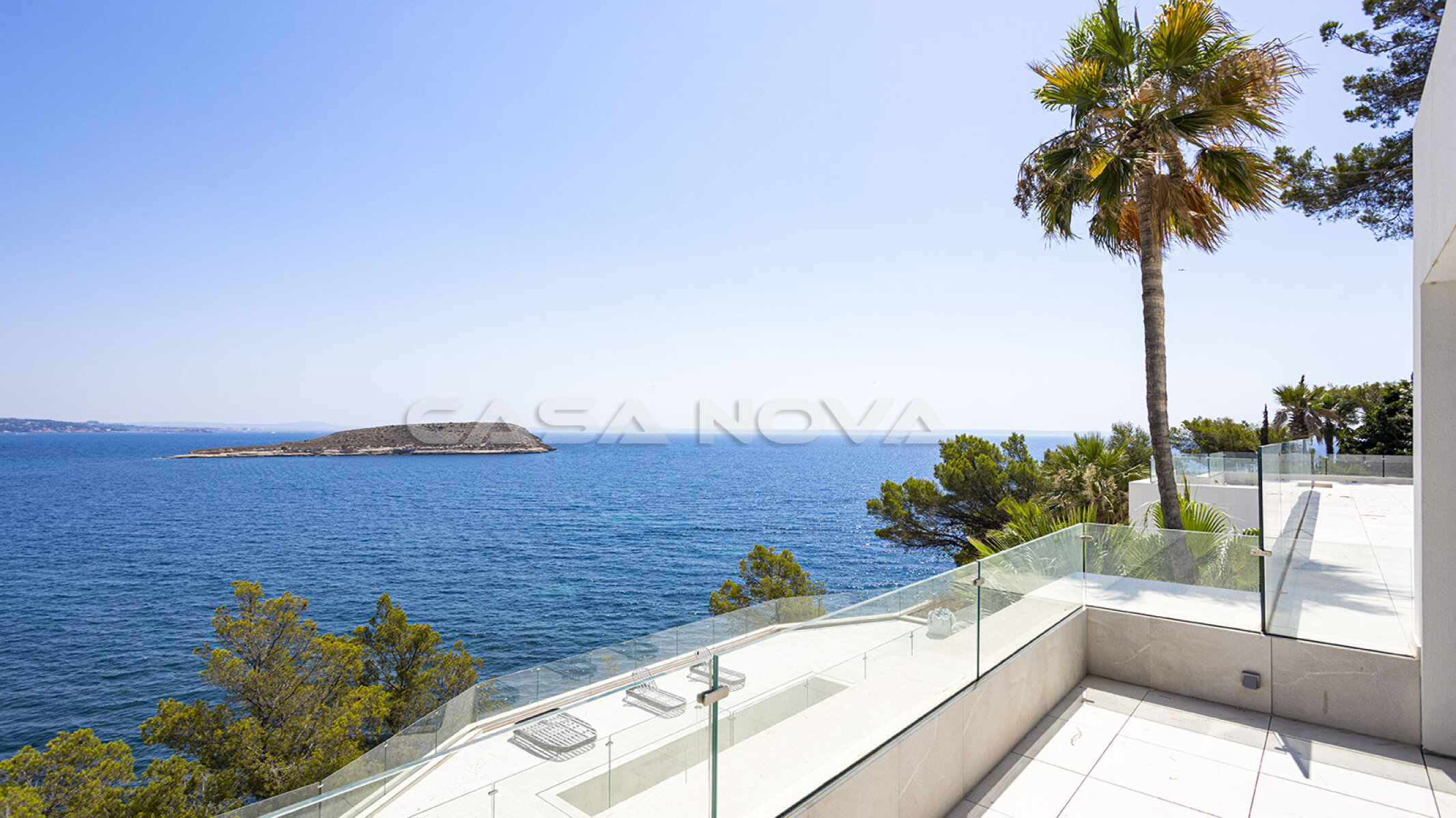 Neubauvilla Mallorca in 1. Meereslinie mit Traum- Meerblick