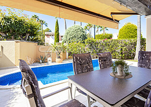 Ref. 2303264 | Covered terrace with chic dining area