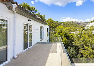 Ref. 2403285 | Große Sonnenterrasse mit Weitblick in die Grünzone