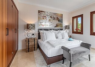 Ref. 2303287 | Stylish villa with beautiful garden and holiday rental licence