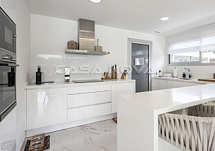 Ref. 1203307 | Cocina amueblada y equipada con electrodomésticos