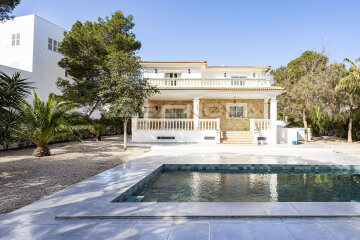 Immobilien Mallorca : Mediterrane Villa in bester Südlage