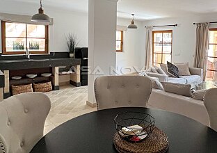 Ref. 2503445 | Elegante Villa in gepflegter Anlage