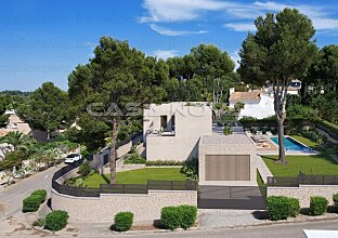 Ref. 2403279 | Modern luxury villa