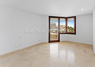 Ref. 1403507 | Modernised sea view penthouse directly at the marina