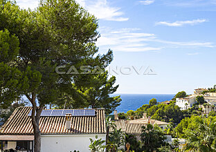 Ref. 2303523 | Panoramic view over the countryside to the sea