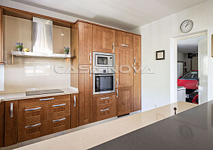 Ref. 2303523 | Fully equipped fitted kitchen with electrical appliances