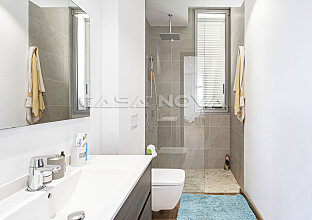 Ref. 2403543 | Villa mit Pool in beliebter Wohngegend