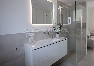 Ref. 2203553 | Encantador adosado en exclusivo complejo en 1ª línea de mar