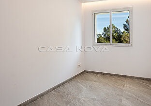 Ref. 2403567 | Newly completed luxury villa in popular residential area
