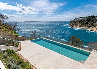 Ref. 2503597 | Villa nueva con acceso al mar