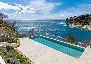 Ref. 2503597 | Villa de obra nueva con impresionantes vistas y acceso al mar