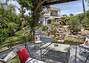 Ref. 2403617 | Charmante Villa in Top Wohnlage