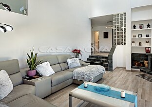 Ref. 2403599 | Romantic luxury villa with sea views