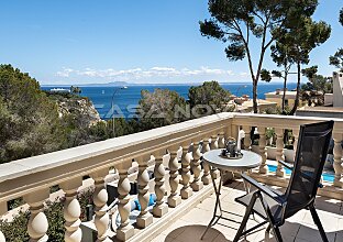 Ref. 2403599 | Romantic luxury villa with sea views