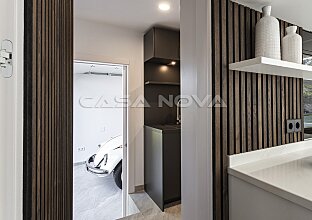 Ref. 2403567 | Luxusvilla mit Pool in beliebter Wohngegend