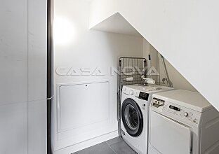 Ref. 1303716 | Neubau: Elegantes Penthaus mit privater Dachterrasse und privatem Pool