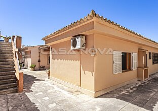 Ref. 2303718 | Mediterrane Villa mit viel Potenzial und Teilmeerblick 