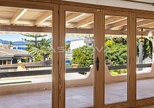 Ref. 2303718 | Mediterrane Villa mit viel Potenzial und Teilmeerblick 