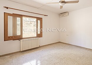 Ref. 2303718 | Mediterrane Villa mit viel Potenzial und Teilmeerblick 