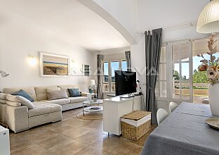 Ref. 2551594 | Precioso chalet con vistas panorámicas y piscina en zona privilegiada