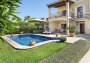 Chalet adosado en exclusiva residencia en 1a línea de mar
