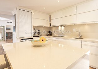 Ref. 2503786 | Exclusive Mediterranean-style villa with guest apartment in top location