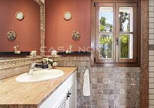 Ref. 2503786 | Exclusiva villa de estilo mediterráneo con apartamento de invitados en la mejor ubicación