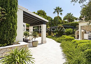 Ref. 2303792 | Stilvolle Luxusvilla mit mediterranem Flair in bester Lage
