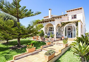 Ref. 2403793 | Villa in 2. Meereslinine mit tollem Meerblick von der 1. Etage 