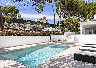 Ref. 2403807 | Elegante villa en una zona residencial muy cotizada