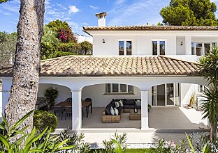 Ref. 2403807 | Elegante villa en una zona residencial muy cotizada